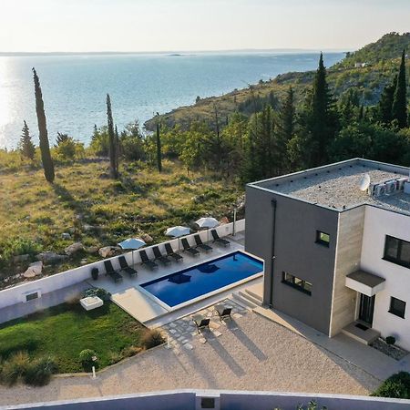 Royal Promons - Heated Pool Villa Starigrad Paklenica Buitenkant foto